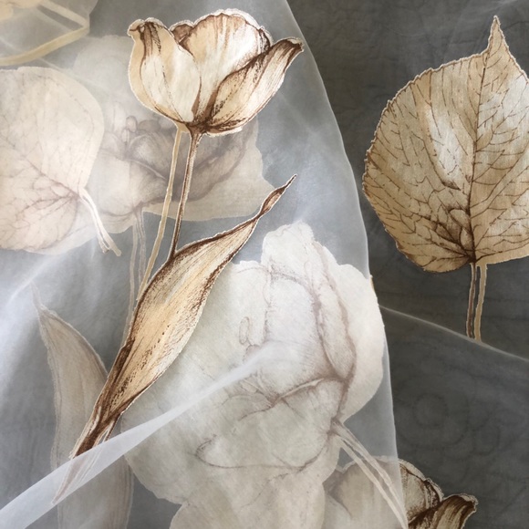 Sheer Table Cloth from France - Picture 3 of 14